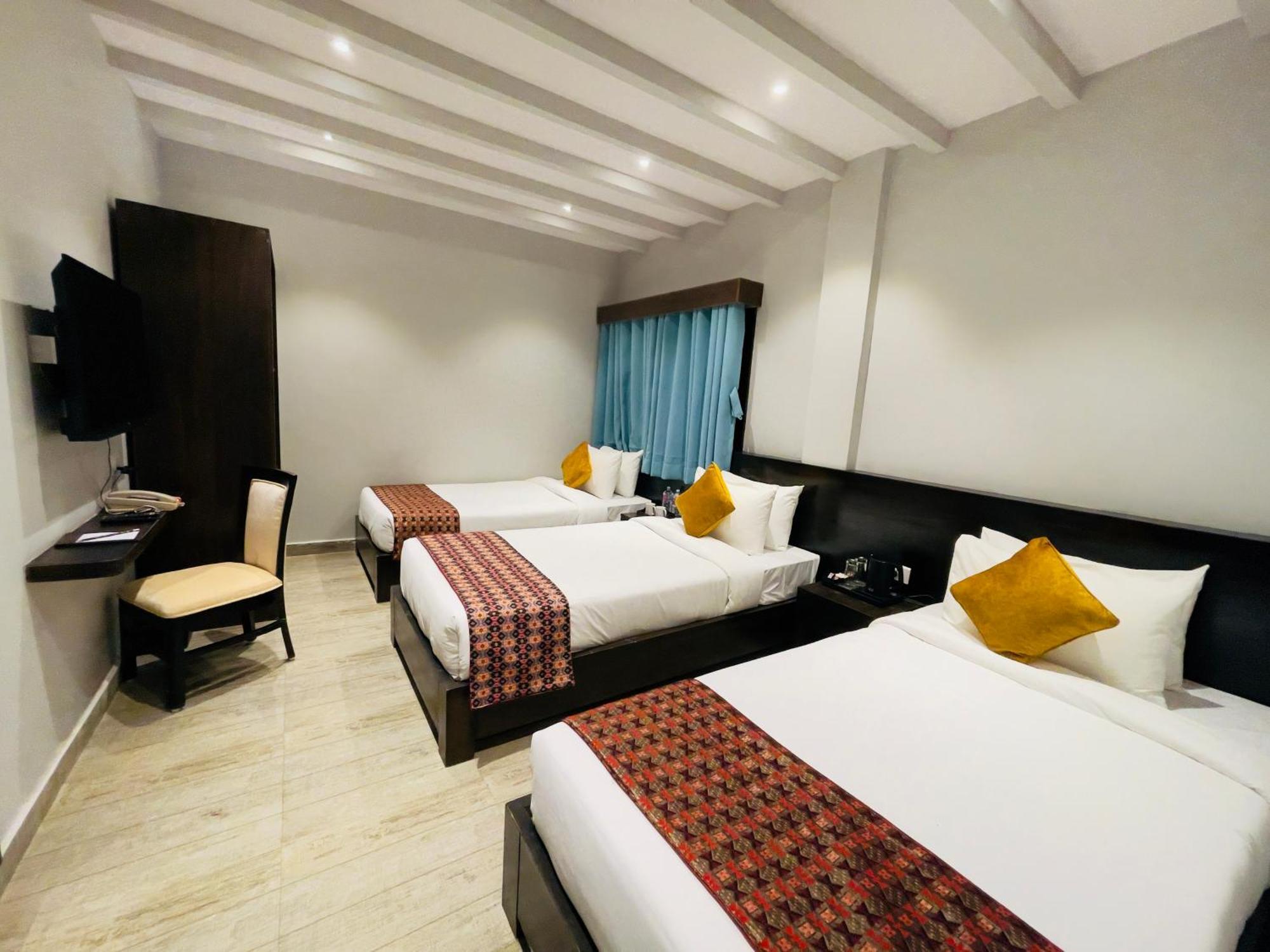 Regenta Resort & Spa By Riverside, Chitwan Zewnętrze zdjęcie