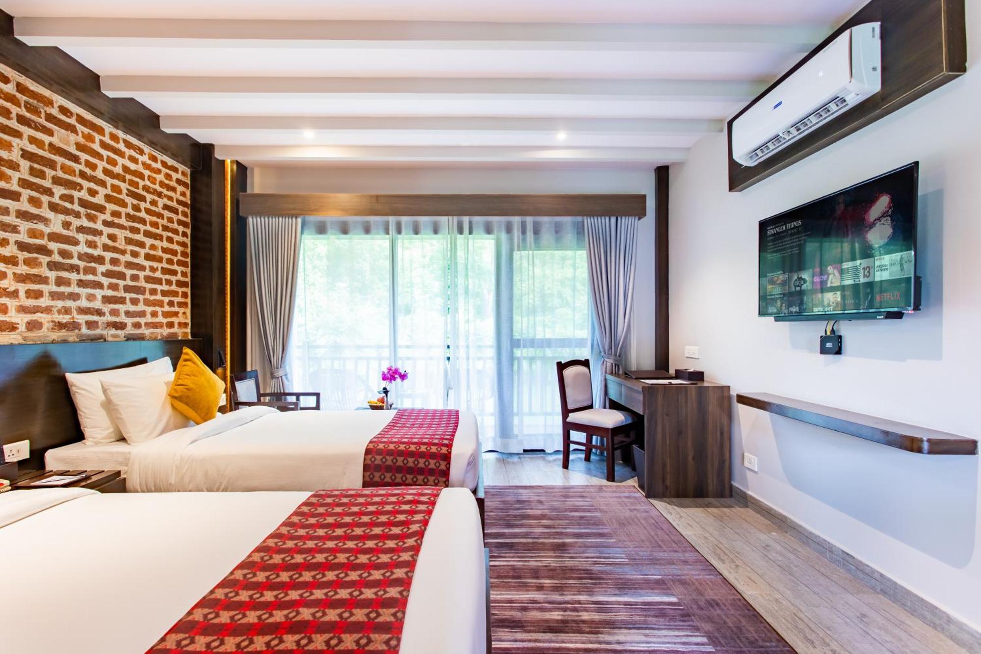 Regenta Resort & Spa By Riverside, Chitwan Zewnętrze zdjęcie